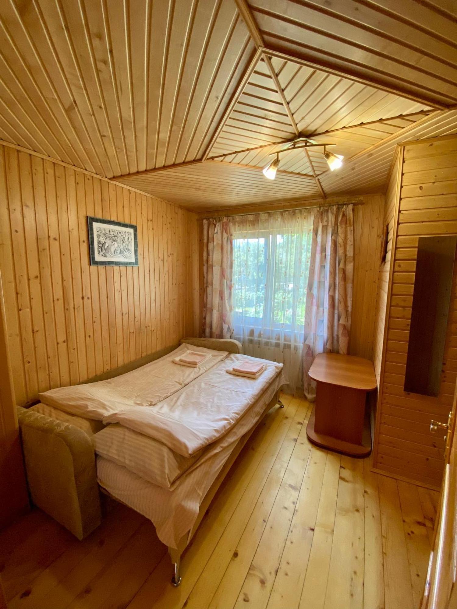 Zyma_Lito Guest House Yaremche Dış mekan fotoğraf